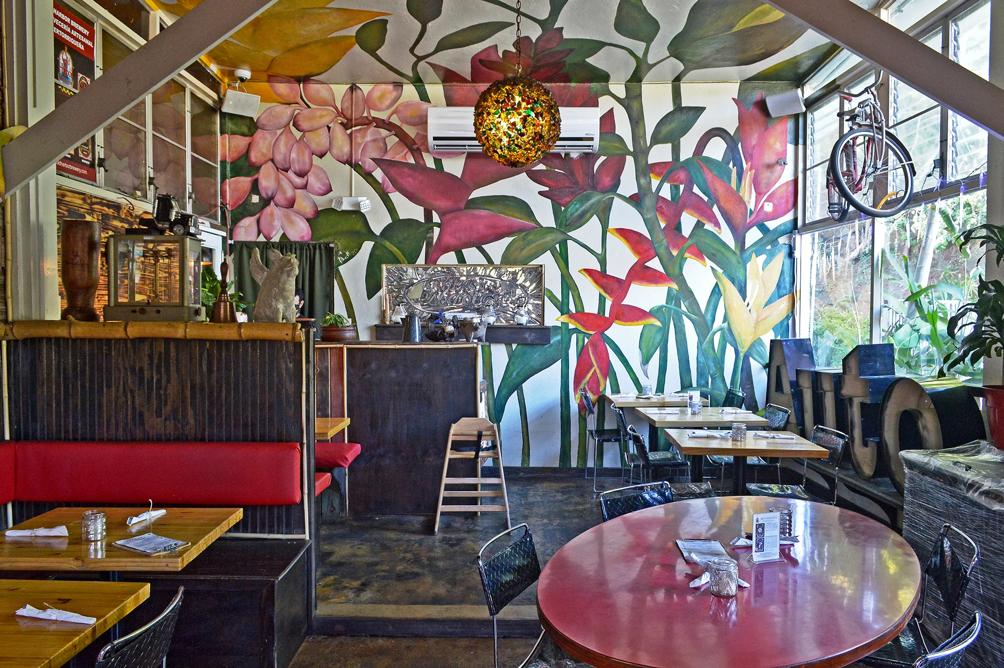 La Estacion Fajardo Puerto Rico Inside Dining Mural