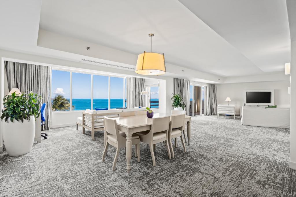 El Conquistador Seven Seas Beach Fajardo Puerto Rico Suite